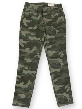 Old Navy Camo Pixie Pants Skinny Leg Green Size 0 New